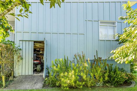 Photo of property in 93 Tarapatiki Drive, Whitianga, 3510