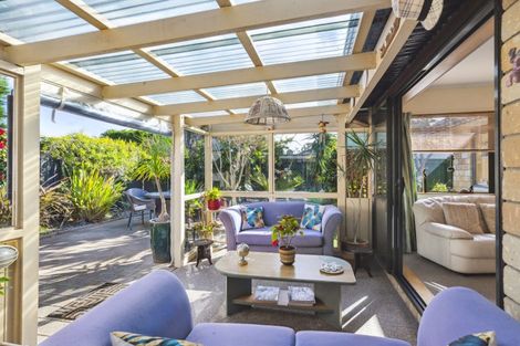 Photo of property in 22 Beach Haven Place, Paraparaumu Beach, Paraparaumu, 5032