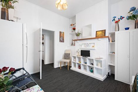 Photo of property in 6 Mccrea Street, Mornington, Dunedin, 9011