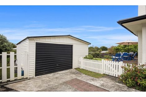Photo of property in 27 Hinau Street, Tikipunga, Whangarei, 0112