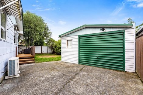 Photo of property in 11 Akron Grove, Totara Park, Upper Hutt, 5018
