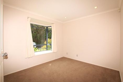 Photo of property in 7a Roberts Road, Glenfield, Auckland, 0629