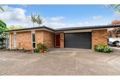 Photo of property in 36 Kohanga Road, Mangere Bridge, Auckland, 2022