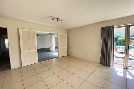 Photo of property in 21a Bramley Drive, Farm Cove, Auckland, 2012