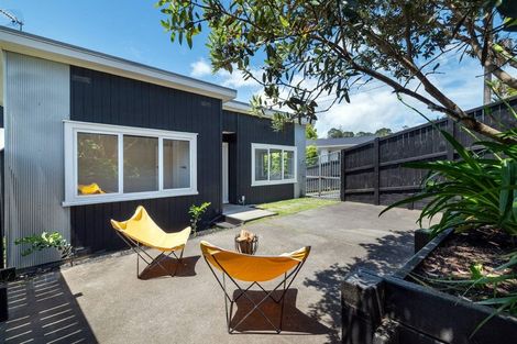 Photo of property in 42 Matipo Road, Mairangi Bay, Auckland, 0630