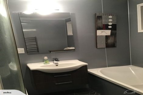 Photo of property in 10 Waianiwa Place, Tokoroa, 3420