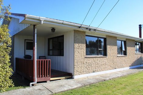 Photo of property in 46 Lanark Street, Balclutha, 9230