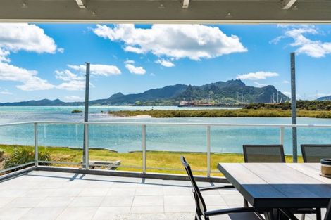 Photo of property in 30 Albany Road, One Tree Point, 0118