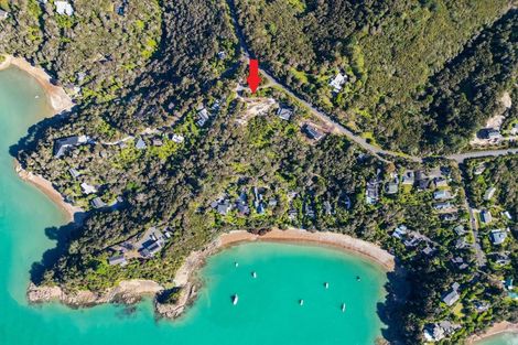 Photo of property in 178 Te Wahapu Road, Russell, 0272