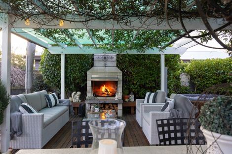 Photo of property in 244 Victoria Avenue, Hokowhitu, Palmerston North, 4410