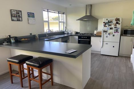 Photo of property in 10 Halswater Drive, Churton Park, Wellington, 6037