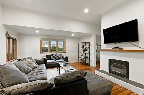 Photo of property in 92 Beach Road, Pahurehure, Papakura, 2113