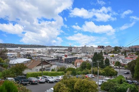 Photo of property in 10 Heriot Row, Dunedin Central, Dunedin, 9016