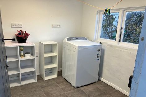 Photo of property in 7 Herald Terrace, Berhampore, Wellington, 6023