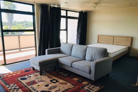 Photo of property in 13/372 Rosedale Road, Rosedale, Auckland, 0632