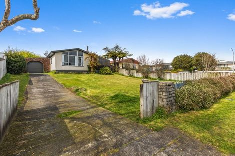 Photo of property in 25 Konini Street, Inglewood, 4330