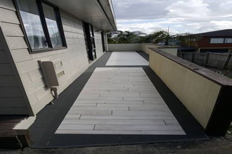 Photo of property in 774 East Coast Road, Oteha, Auckland, 0630