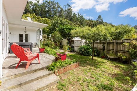 Photo of property in 136 Hine Road, Wainuiomata, Lower Hutt, 5014