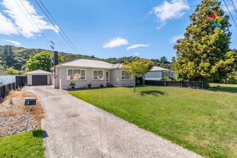 Photo of property in 28 Moohan Street, Wainuiomata, Lower Hutt, 5014