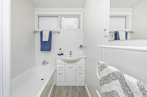 Photo of property in 62 North Terrace, Darfield, 7510