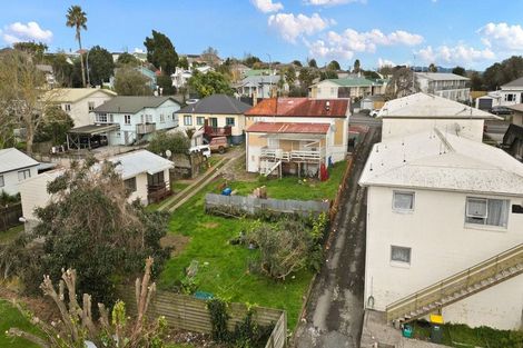 Photo of property in 83 Lake Road, Frankton, Hamilton, 3204