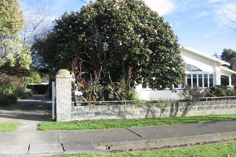 Photo of property in 27 Wellington Street, Feilding, 4702
