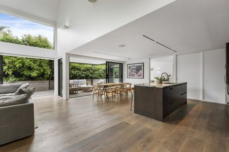 Photo of property in 25a Premier Avenue, Point Chevalier, Auckland, 1022