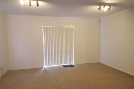 Photo of property in 42 Robin Brooke Drive, Flat Bush, Auckland, 2019