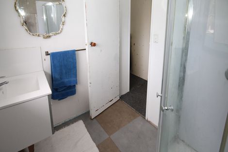 Photo of property in 2/13 Rollerson Street, Papakura, 2110