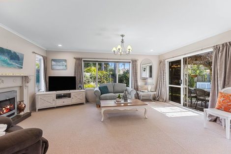 Photo of property in 17 Saint Heliers Place, Papamoa Beach, Papamoa, 3118