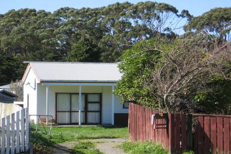 Photo of property in 6 Totara Grove, Featherston, 5710