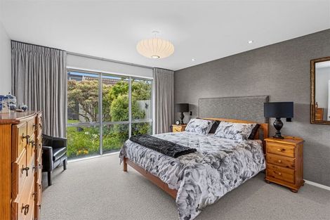 Photo of property in 2/15 Taylors Avenue, Bryndwr, Christchurch, 8052