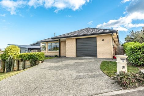 Photo of property in 19 Edith Collier Drive, Otamatea, Whanganui, 4500