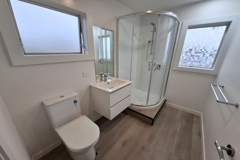 Photo of property in 33 Fulford Street, New Plymouth, 4310
