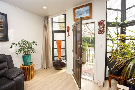 Photo of property in Mendosa Terraces Apartments, 3/9 Ebor Street, Te Aro, Wellington, 6011