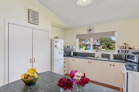 Photo of property in 37 Kent Street, Levin, 5510