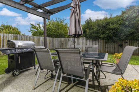 Photo of property in 74a Buscomb Avenue, Henderson, Auckland, 0610