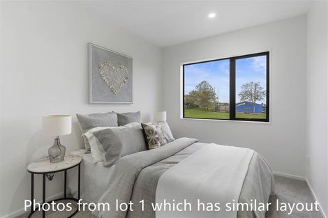 Photo of property in 10b Ballial Place, West Harbour, Auckland, 0618