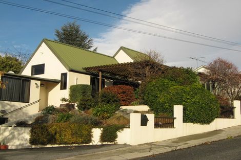 Photo of property in 1 Athenry Road, Bridge Hill, Alexandra, 9320