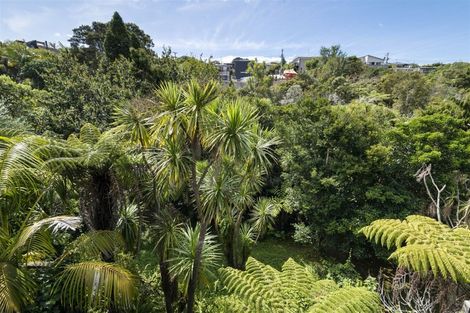 Photo of property in 62 Braemar Road, Castor Bay, Auckland, 0620
