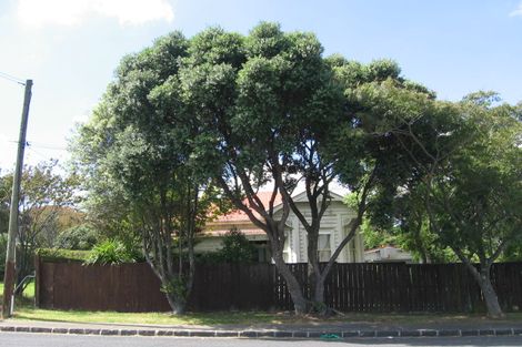 Photo of property in 6 Golf Avenue, Otahuhu, Auckland, 1062