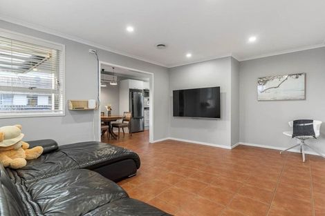 Photo of property in 22 Tabitha Crescent, Henderson, Auckland, 0612