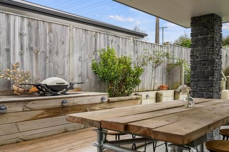 Photo of property in 17 Magnolia Lane, Kaukapakapa, Helensville, 0875