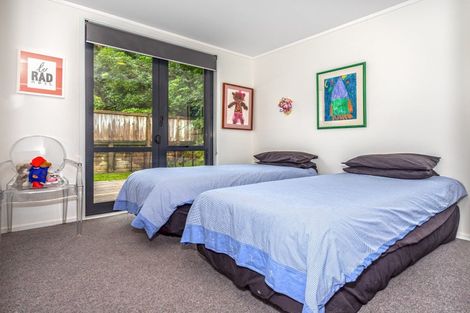 Photo of property in 146 Ocean Beach Road, Tairua, 3508