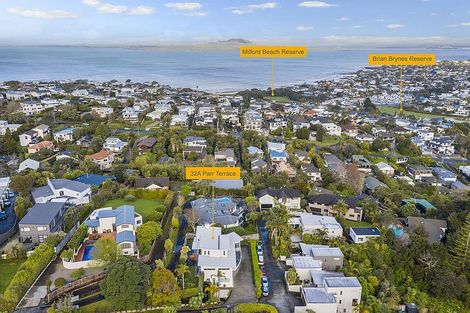 Photo of property in 32a Parr Terrace, Castor Bay, Auckland, 0620