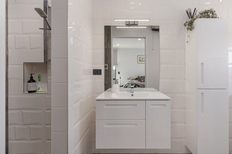 Photo of property in 5 Kawharu Street, Marshland, Christchurch, 8083