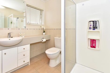 Photo of property in 21 Stranraer Crescent, Wattle Downs, Auckland, 2103