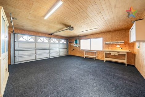 Photo of property in 27 Simpson Crescent, Raumati Beach, Paraparaumu, 5032