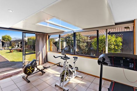 Photo of property in 57 Queenspark Drive, Parklands, Christchurch, 8083