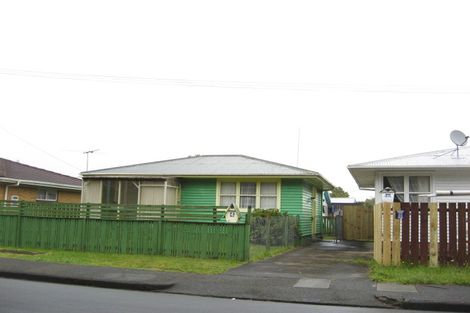 Photo of property in 2/4 Rosehill Drive, Rosehill, Papakura, 2113